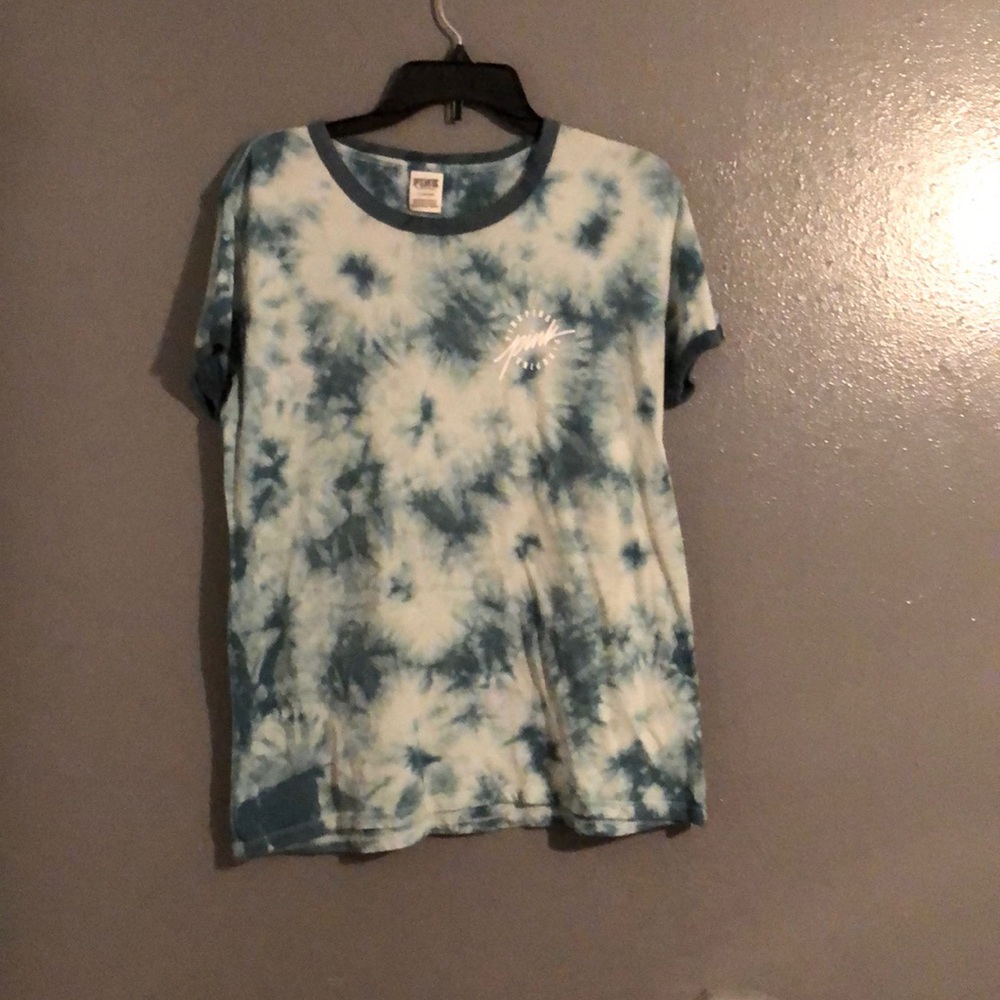 teal t-shirt